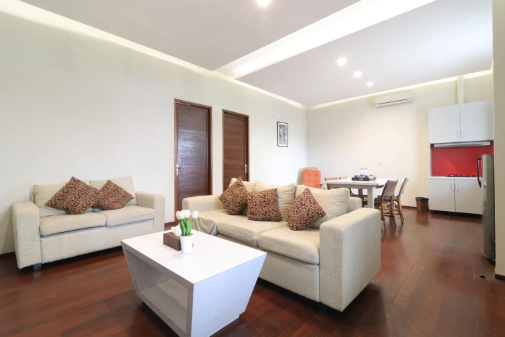 Pejaten Valley Residence Джакарта Екстериор снимка