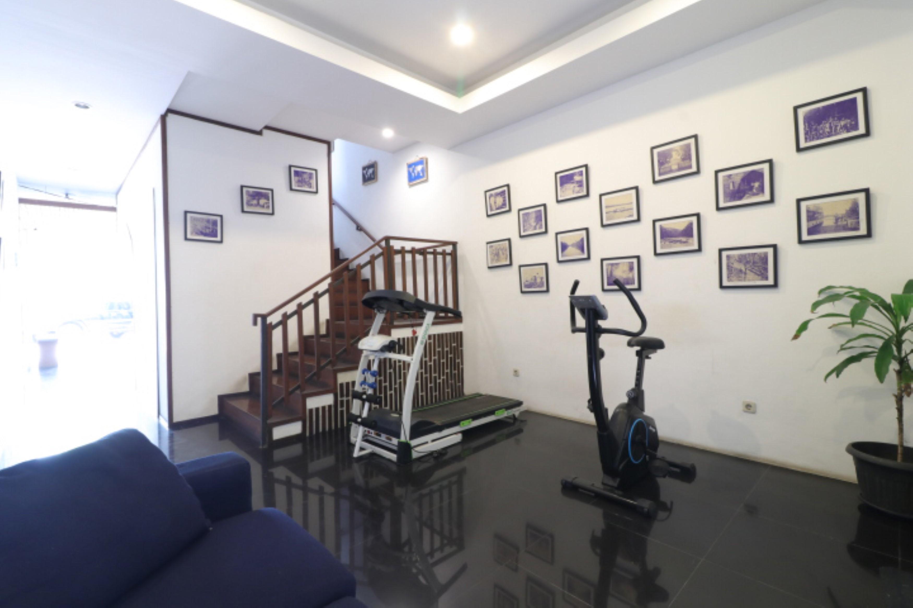 Pejaten Valley Residence Джакарта Екстериор снимка